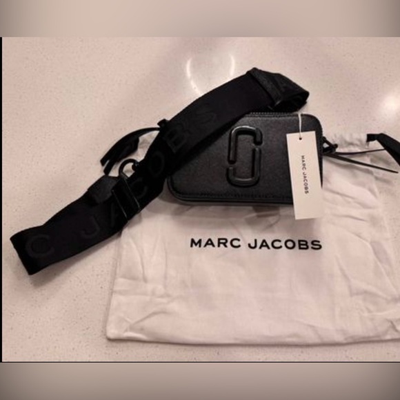 Marc Jacob’s Snapshot DTM purse in black - Picture 5 of 8